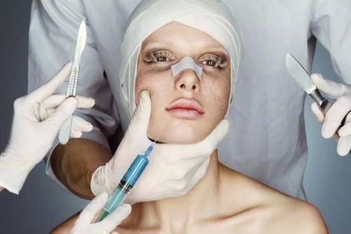 Mới nhất: Người phẫu thuật thay đổi ngoại hình có thể được xem xét đổi tên