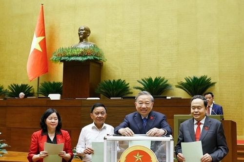 Quốc hội tiếp tục công tác nhân sự, kiện toàn bộ máy lãnh đạo