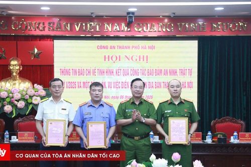 Công an Hà Nội nhận thư khen khi triệt phá vụ án Bảo Tín Minh Châu
