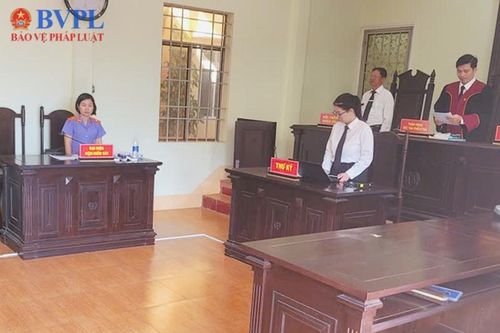 VKSND Khu vực 7 tỉnh Lâm Đồng tham gia phiên tòa rút kinh nghiệm vụ án hành chính