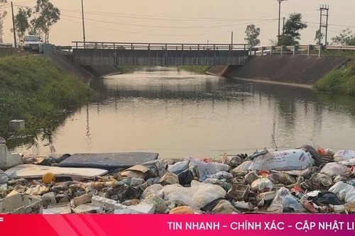 Kênh dẫn nước thành kênh... chứa rác!