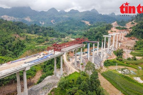 Doanh nghiệp xây dựng đề xuất tháo gỡ khó khăn trước 'bão giá' nguyên vật liệu