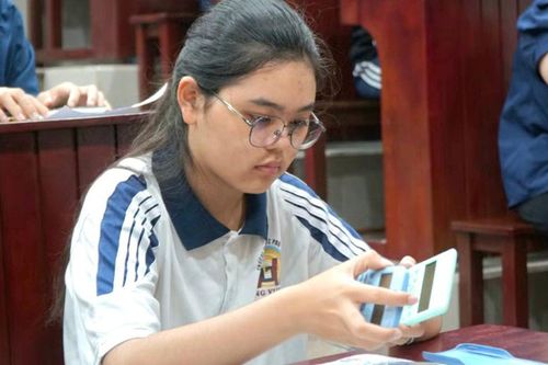 Thí sinh 'than' đề thi Đánh giá năng lực 2026 vừa khó vừa dài, đơn vị tổ chức nói gì?