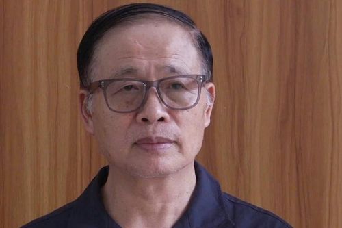Ông chủ Bảo Tín Minh Châu và con trai bị khởi tố