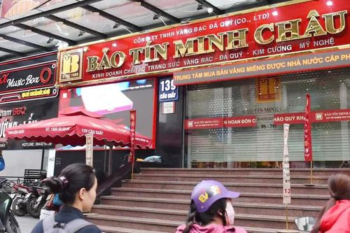 Bảo Tín Minh Châu lên tiếng sau khi ông chủ và con trai bị khởi tố