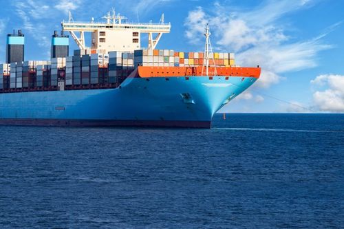 Quy định mới về vận tải hàng hóa siêu trường, siêu trọng đường thủy tại Việt Nam