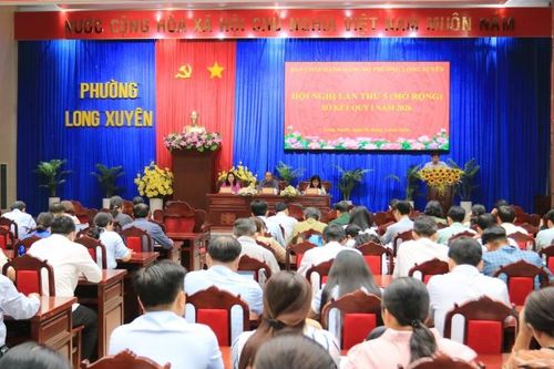 Phường Long Xuyên có 6/9 chỉ tiêu kinh tế - xã hội đạt và vượt so kế hoạch