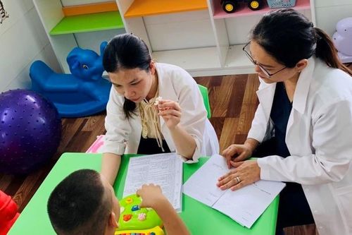 Hiểu đúng để đồng hành trẻ tự kỷ