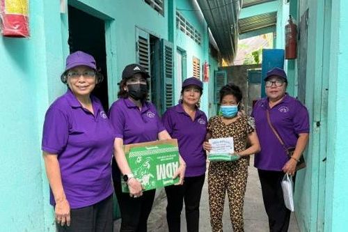 Ấm áp tình người ở 'xóm chạy thận'