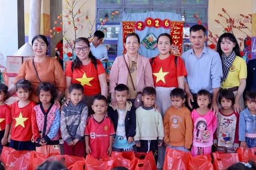 Những người trẻ giàu lòng nhân ái