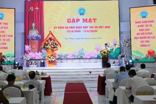 Gặp mặt kỷ niệm 80 năm Ngày Hợp tác xã Việt Nam