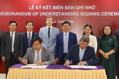 Quốc tế hóa nhân lực du lịch