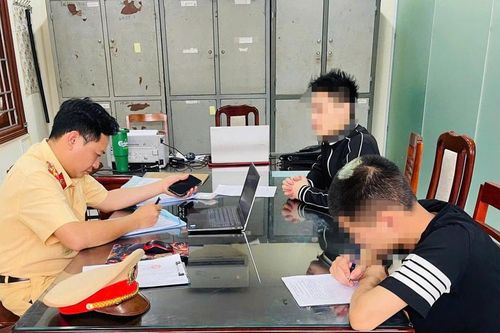 Thái Nguyên: Xử lý nghiêm lái xe 'Điều khiển xe chạy bằng một bánh đối với xe hai bánh'