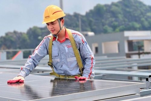 Viettel Construction sắp lấn sân kinh doanh kim loại, quặng
