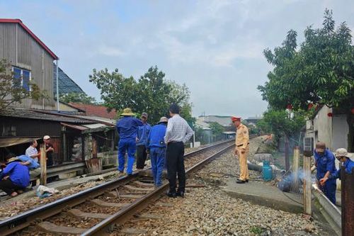 Huế quyết tâm đóng đường ngang tự mở trên tuyến đường sắt Bắc – Nam ngang qua