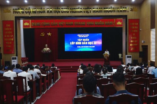 Xã Ô Diên lan tỏa phong trào học AI trong cộng đồng