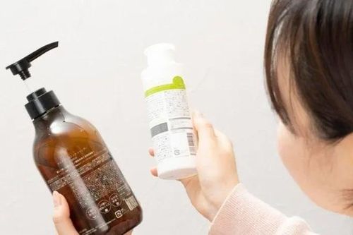 Cẩn thận với dầu gội: 5 thành phần quen thuộc dễ khiến tóc yếu và da đầu kích ứng