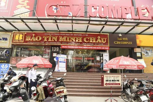 Bảo Tín Minh Châu vẫn một lòng kiên định 'Giữ chữ tín hơn giữ vàng' khi nhà sáng lập và con trai vướng vòng lao lý