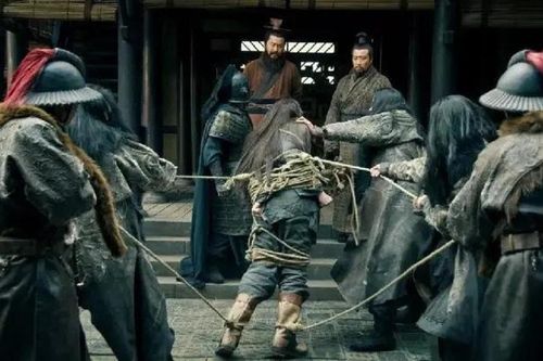 Một câu nói của Lưu Bị khiến Tào Tháo lấy mạng Lã Bố