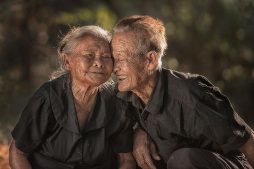 Tuổi già là quãng thời gian sung sướng nhất của đời người