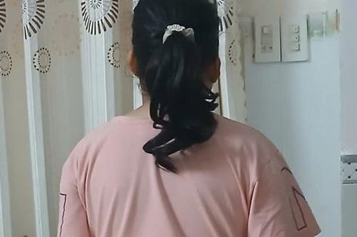 Nhiều trẻ em ở Khánh Hòa phải đến bệnh viện vì có dấu hiệu nghi ngờ dậy thì sớm