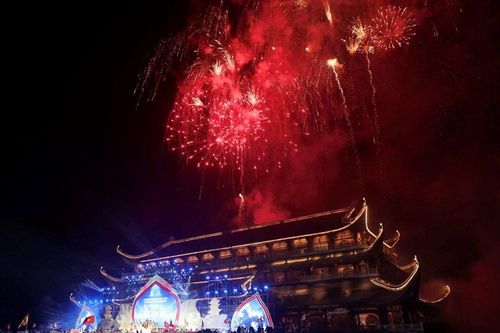 Ninh Bình: Bắn 600 quả pháo hoa tầm cao khai mạc Lễ hội Hoa Lư 2026