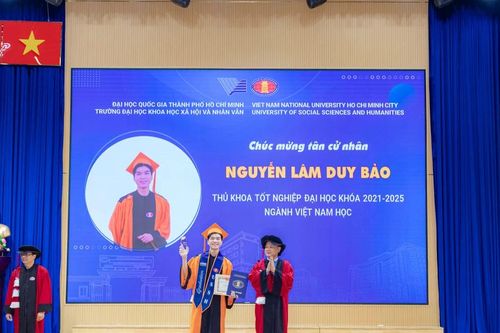 'Bắt đầu lại chỉ là một điểm xuất phát mới, không phải bước lùi'