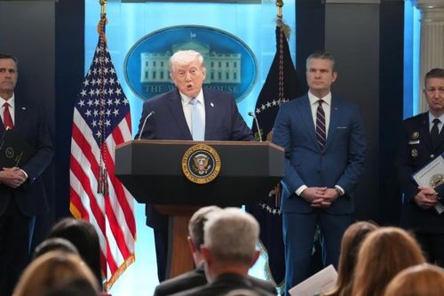 Tổng thống Trump tiết lộ chiến dịch giải cứu phi công Mỹ rơi tại Iran