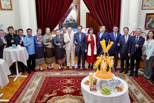 Tình đoàn kết Việt-Lào lan tỏa tại Moscow nhân dịp Tết Lào Bunpimay