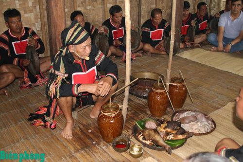 Khám phá văn hóa Gia Rai qua lễ cúng sức khỏe