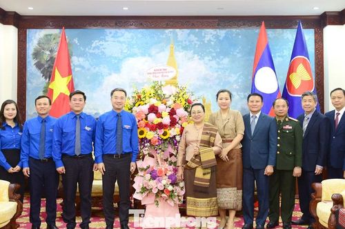 Bí thư Trung ương Đoàn thăm, chúc Tết cổ truyền Đại sứ quán Lào và Campuchia