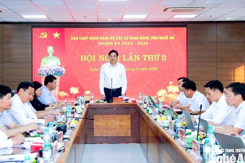 Đồng chí Hoàng Nghĩa Hiếu chủ trì hội nghị Ban Chấp hành Đảng bộ các cơ quan Đảng tỉnh Nghệ An