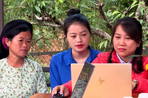 Vượt khó để chuyển đổi số lan tỏa thiết thực ở cơ sở