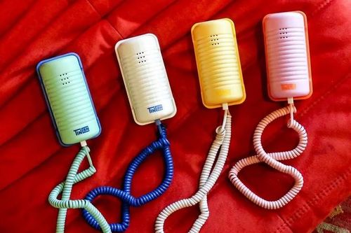 Phụ huynh Mỹ quay lại dùng điện thoại bàn để bảo vệ trẻ em
