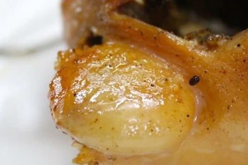 2 bộ phận của gà ẩn chứa 'ổ độc tố', nhất cái số 1 nhiều người lầm tưởng bổ