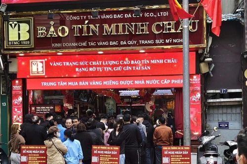 Bảo Tín Minh Châu 'trật bánh', quyền lợi của khách hàng có được đảm bảo?