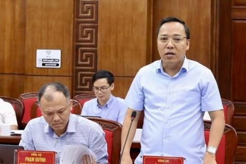 Thứ trưởng Bộ Công Thương Nguyễn Hoàng Long làm việc với tỉnh Điện Biên