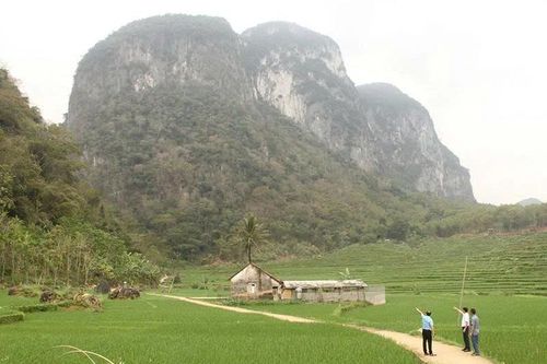 Pha Ú Hò - Trận địa phòng không bắn rơi máy bay Mỹ