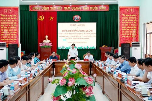 Đồng chí Bí thư Tỉnh ủy làm việc với đảng ủy các xã: Văn Lãng, Na Sầm, Thụy Hùng, Hội Hoan, Hoàng Văn Thụ