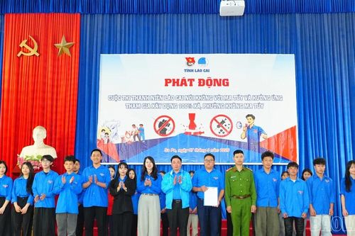 Tỉnh đoàn Lào Cai ra quân hưởng ứng xây dựng 100% xã, phường không ma túy