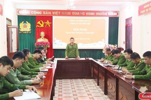 Học và làm theo 6 điều Bác Hồ dạy Công an nhân dân