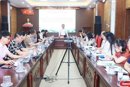 Đồng chí Phó Chủ tịch Thường trực UBND tỉnh làm việc với Sở Văn hóa, Thể thao và Du lịch