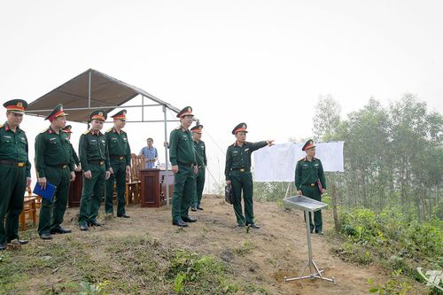 Tư lệnh Quân khu 1 kiểm tra Dự án thao trường huấn luyện của Sư đoàn 346