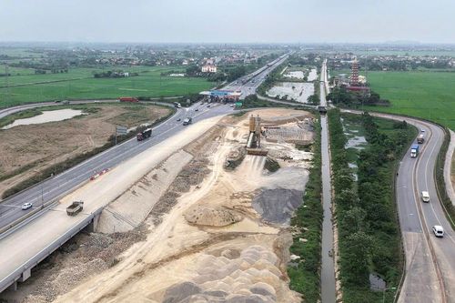 Dự án cao tốc Cao Bồ - Mai Sơn tăng tốc về đích, thông xe kỹ thuật ngày 30/4