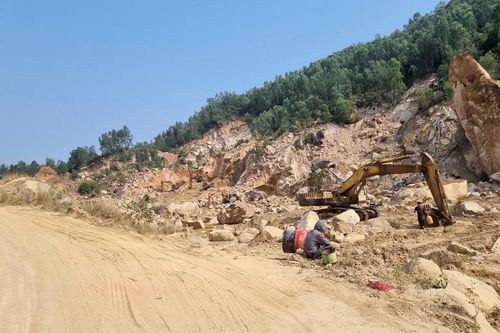 Gia Lai: Nghiêm cấm cấp xã buông lỏng quản lý khoáng sản