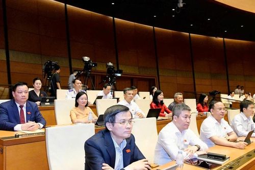 Đoàn ĐBQH tỉnh Nghệ An khóa XVI Nâng cao chất lượng đại diện, gắn kết thực tiễn