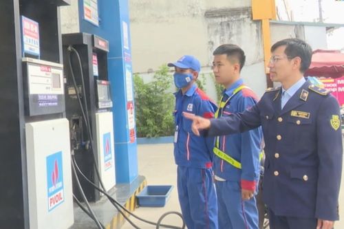 Siết chặt quản lý thuế xăng dầu trước biến động giá