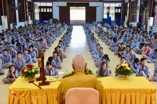 Đạo Phật dành cho ai?