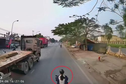 Cô gái thoát chết thần kỳ sau khi bị container kéo lê hàng trăm mét