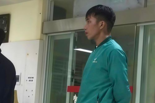 Tài xế taxi công nghệ bỏ cuốc xe, ứng tiền giúp nữ hành khách cấp cứu trong đêm